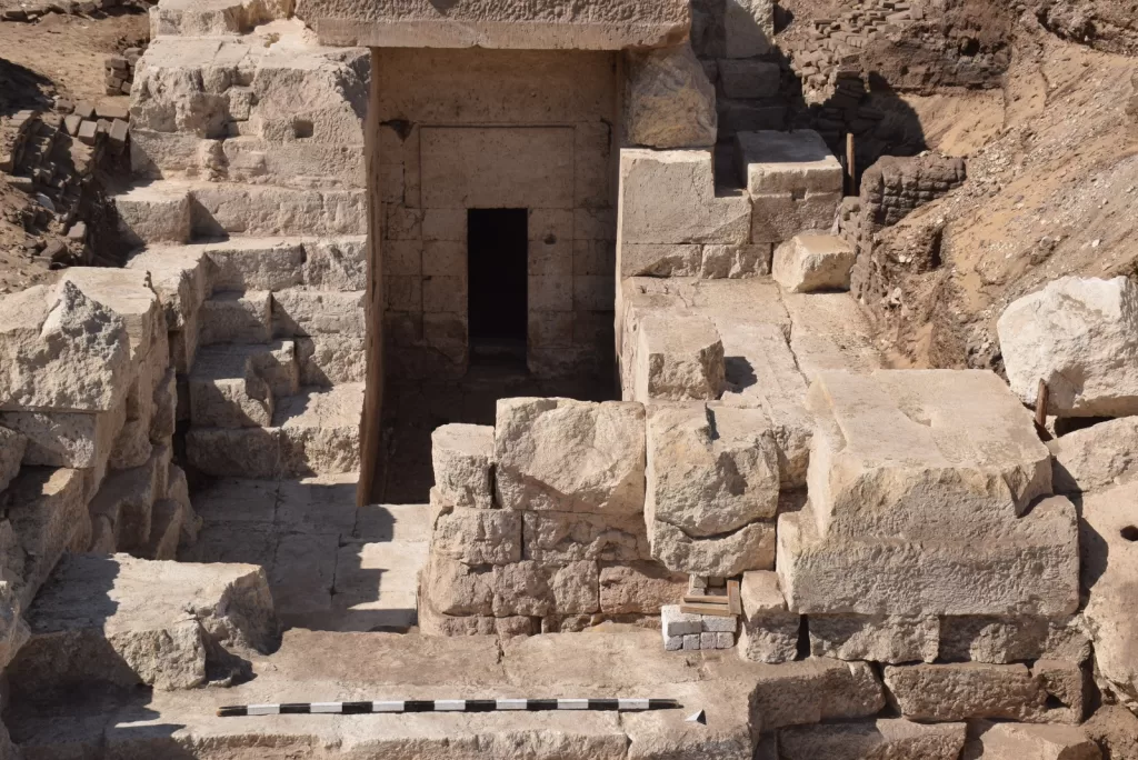 Ptolemaic temple emerges from Egypt's Sohag sands 3 - Egyptian Gazette