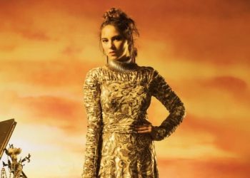 Tadashi Shoji picks sparkly metallics at virtual New York fashion week
