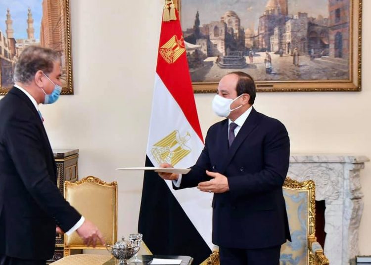 Pakistani FM says Egypt pillar of stability in Middle East
