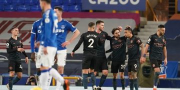 Classy City go 10 points clear with 3-1 win at Everton