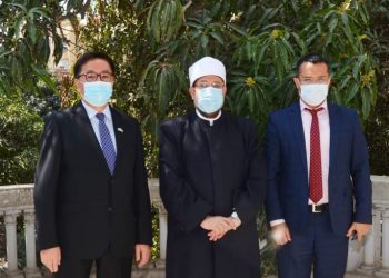 Endowments Min. meets Kazakh Ambassador