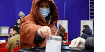 Kosovo votes in election that could complicate dialogue with Serbia