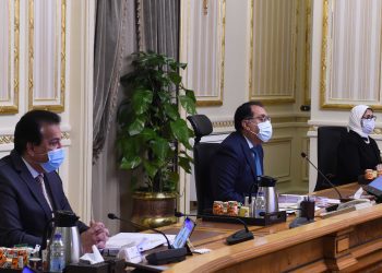 Cabinet approves bill to regulate street vendors phenomenon selling inside train stations