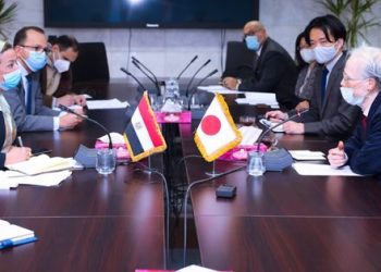 Bid to limit single-use plastic bags