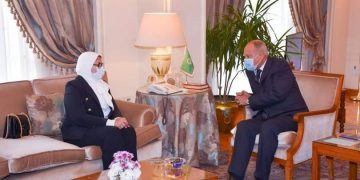 Health minister probes with AL chief means to extend medical support