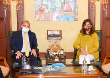 Expat access to stock exchange