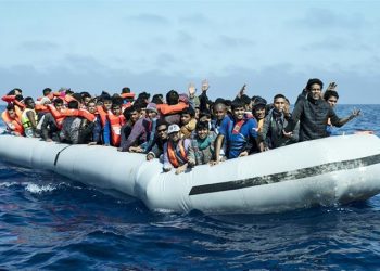 Libyan naval forces rescue 132 illegal migrants