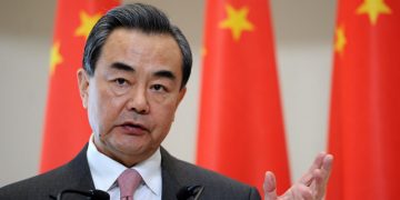 China gives top priority to countering COVID-19 in Africa
