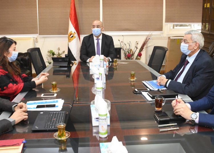 Urban schemes under review 1 - Egyptian Gazette Minister of Housing, Utilities and Urban Communities Assem el-Gazzar and officials of HABITAT during their meeting Tuesday.
