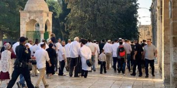 Dozens of Jewish settlers storm Al-Aqsa Mosque