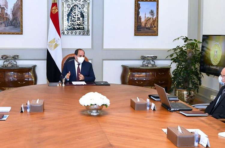 Sisi directs gov't to defer new property 1 - Egyptian Gazette President Sisi during his meeting with Prime Minister Moustafa Madbouli and Justice Minister Omar Marawan.
