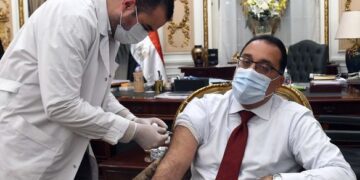 PM receives coronavirus shot, urges citizens to register to get vaccinated 1 - Egyptian Gazette PM receives coronavirus shot, urges citizens to register to get vaccinated