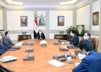 President calls for upgrading Ain Shams hospitals area