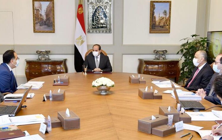 Sisi urges gov’t to maintain positive economic performance 1 - Egyptian Gazette