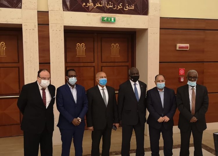 Finance Minister Mohamed Maeet, (2nd from right) with senior Sudanese officials during his two-day visit to Khartoum, which came in line with directives from President Abdel Fattah el Sisi to offer Sudan all forms of support and develop partnership between the people of the two Nile Valley countries.