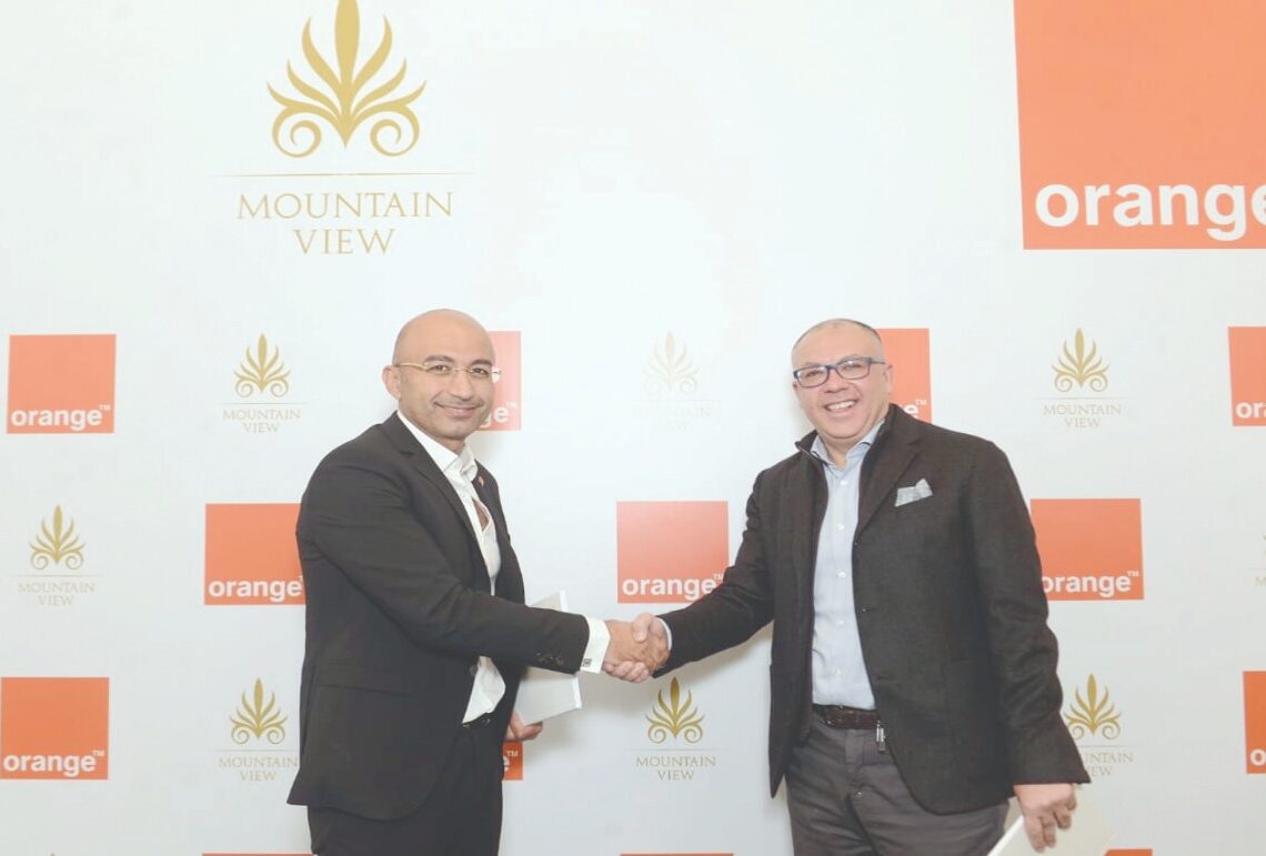 Yasser Shaker (L) and Amr Soliman