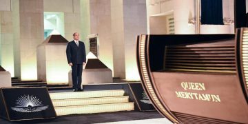 Royal mummies get presidential welcome at new home in S. Cairo