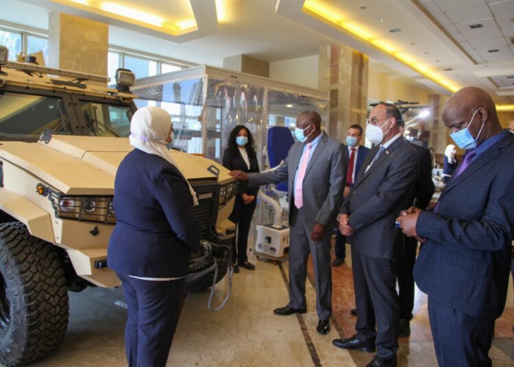 Bid to promote industrial co-operation with Zambia 1 - Egyptian Gazette Chairman of the Arab Organisation for Industrialisation (AOI) Abdelmonem el-Terras (C) received Wednesday a delegation led by Zambia National Service (ZNS) commandant Lieutenant General Nathan Mulenga.