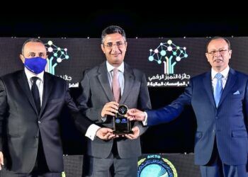 Egypt Post wins Excellence Award for Best Arab Postal Institution in Digital Transformation