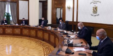 PM, US delegation laud strong cooperation between Cairo, Washington