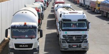 Egyptian parliamentary delegation arrives at Rafah crossing