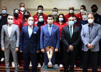 Sports minister receives Karate team after winning 6 medals at 1-Premier League in Portugal