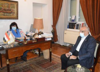 Culture minister reviews Holy Family trail in Egypt