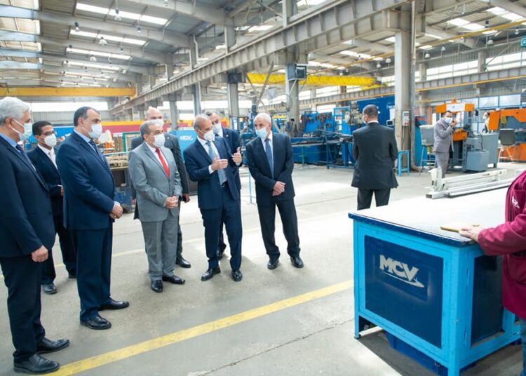 Military production min. inspects MCV factory 1 - Egyptian Gazette