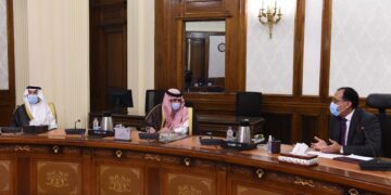 Egypt, Saudi Arabia discuss boosting joint investments