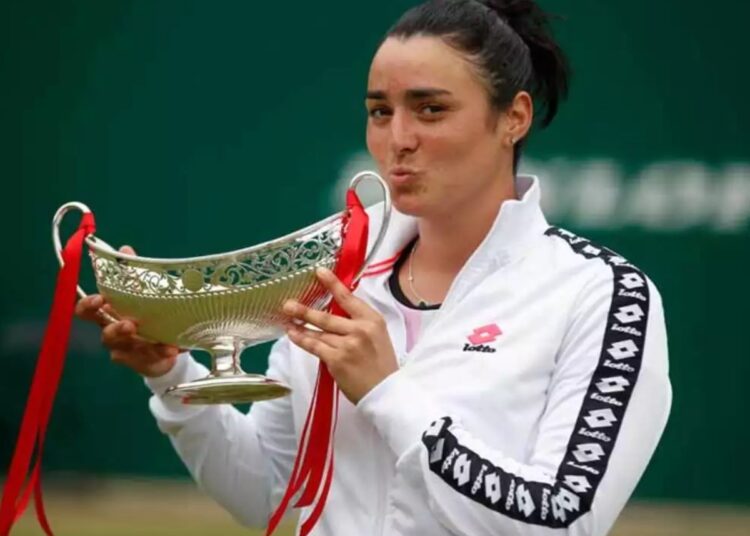 Jabeur becomes first Arab woman to win a WTA title 1 - Egyptian Gazette Tunisia's Ons Jabeur celebrates with the trophy after winning her final match against Russia's Daria Kasatkina.