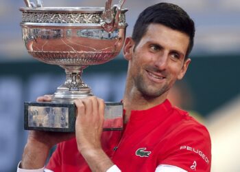 Djokovic rallies to win French Open, 19th Grand Slam title