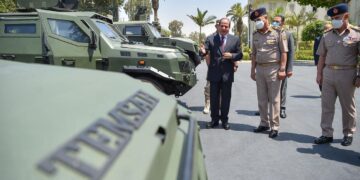 Sisi checks army troops training plans
