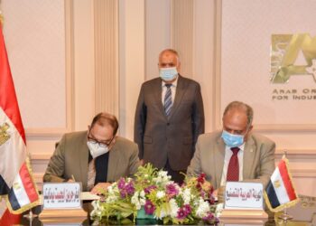 AOI, Evergreen to build smart garages