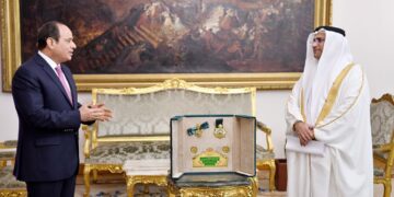 Sisi awarded Arab Parliament’s Leader Medal