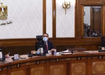 PM follows up road, main axes upgrading in Giza