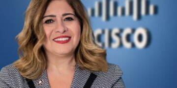 Cisco helps customers go cloud smart