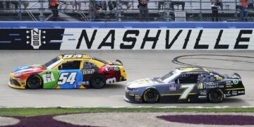 Busch races to 100th Xfinity win