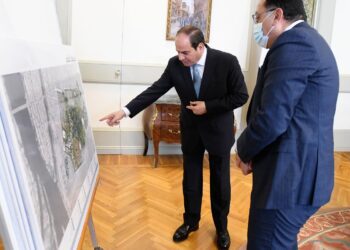 Sisi urges prompt start of Fustat Hills Park project