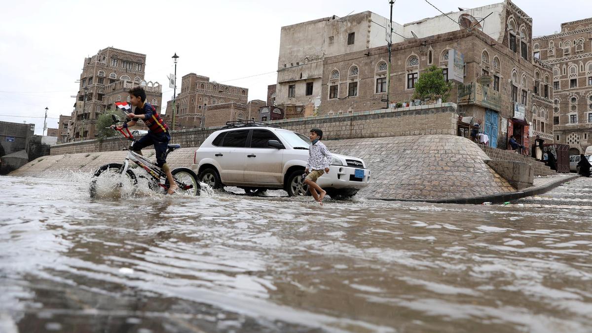 Non-seasonal floods kill 14 in Yemen - Egyptian Gazette