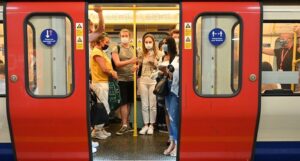 UK growth slows sharply in July 2 - Egyptian Gazette