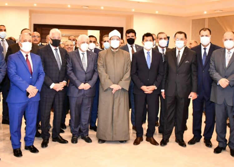 Sisi's successes shining brightly in al-Gomhouria gathering 2 - Egyptian Gazette Sisi's successes shining brightly in al-Gomhouria gathering 1 - Egyptian Gazette