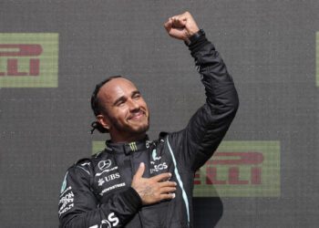 F1 condemns racist abuse of Hamilton following crash