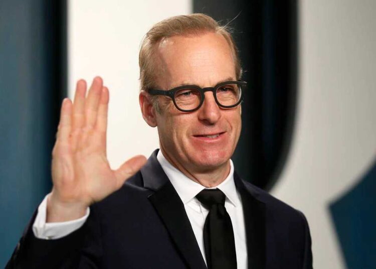 Actor Bob Odenkirk collapses on set of 'Better Call Saul' - sources 1 - Egyptian Gazette