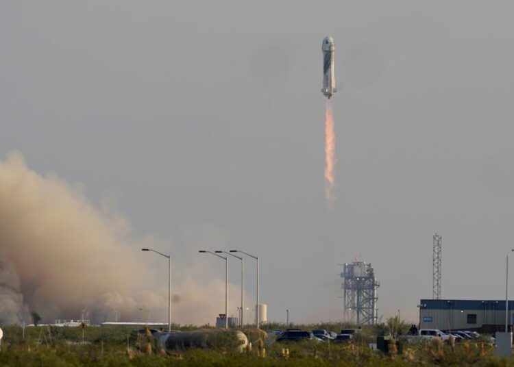Blue Origin’s Bezos reaches space on 1st passenger flight 1 - Egyptian Gazette Blue Origin's New Shepard rocket launches carrying passengers Jeff Bezos, founder of Amazon and space tourism company Blue Origin, brother Mark Bezos, Oliver Daemen and Wally Funk, from its spaceport near Van Horn, Texas, on Tuesday.