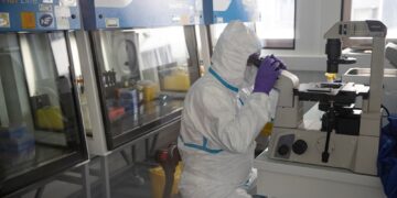 New Covid variant ‘probable’ this year, says top French expert