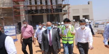 Transport minister, Chinese diplomat inspect LRT train project