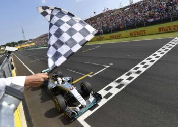 Top three in F1 Sprint qualifying to be awarded wreaths