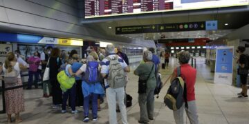 Portugal flights disrupted in second day of airports strike