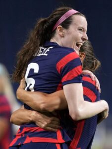 US rebounds from opening loss with win over N. Zealand 7 - Egyptian Gazette US rebounds from opening loss with win over N. Zealand 6 - Egyptian Gazette