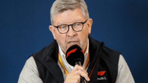 Keep it clean, Brawn tells F1 rivals Verstappen, Hamilton 6 - Egyptian Gazette